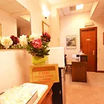 Отель Anacapri 2*
