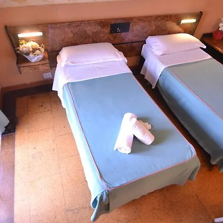 Otel Anacapri 2*