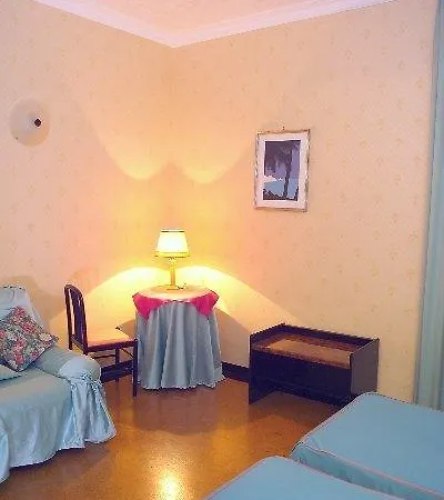 Ξενοδοχείο Anacapri 2*